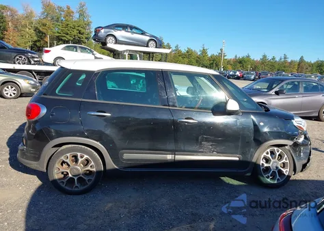 2014 Fiat 500L Trekking z USA, uszkodzony, nr VIN ZFBCFADH6EZ007784